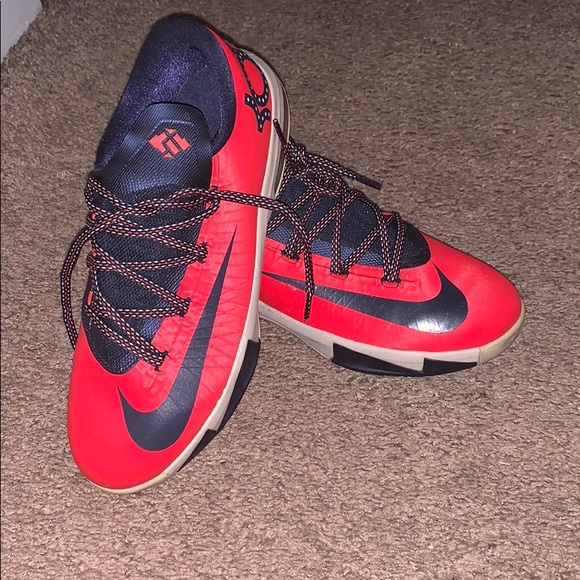 Shoes - Picture 1 of 1